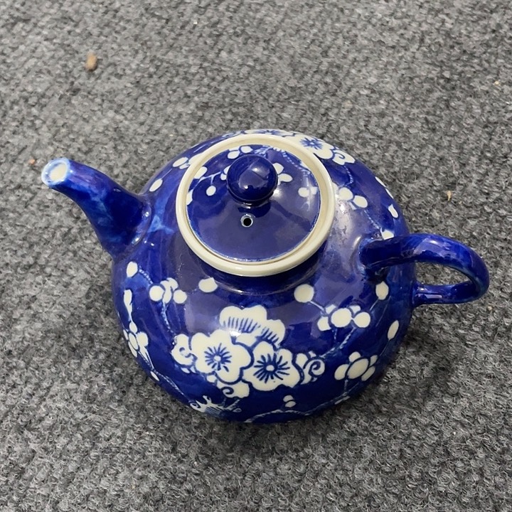 9- #在抖音，记录美好生活#【景德镇青花玲珑瓷(2号店）】正在直播，来