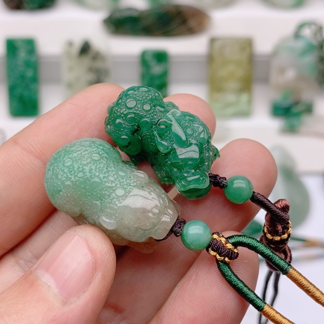 独山玉颈饰未镶嵌@*