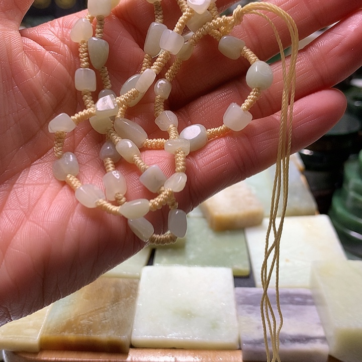 和田玉未镶嵌珠宝半成品