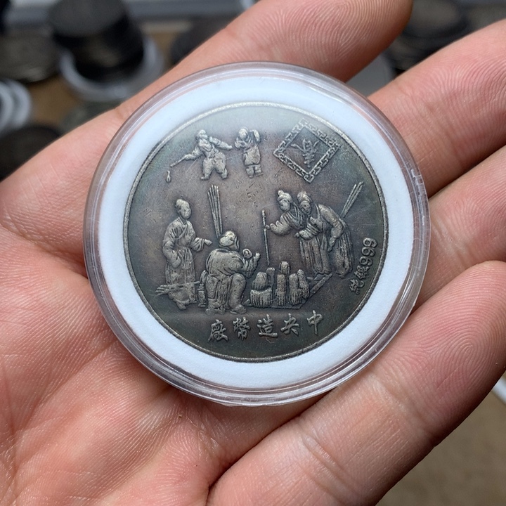 陶直接去拍大头龙洋