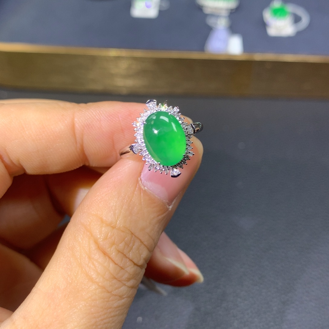 翡翠戒指18K金镶嵌～****～翡翠