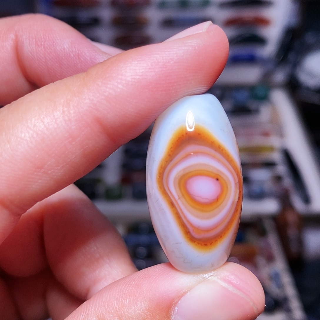 玛瑙吊坠未镶嵌….