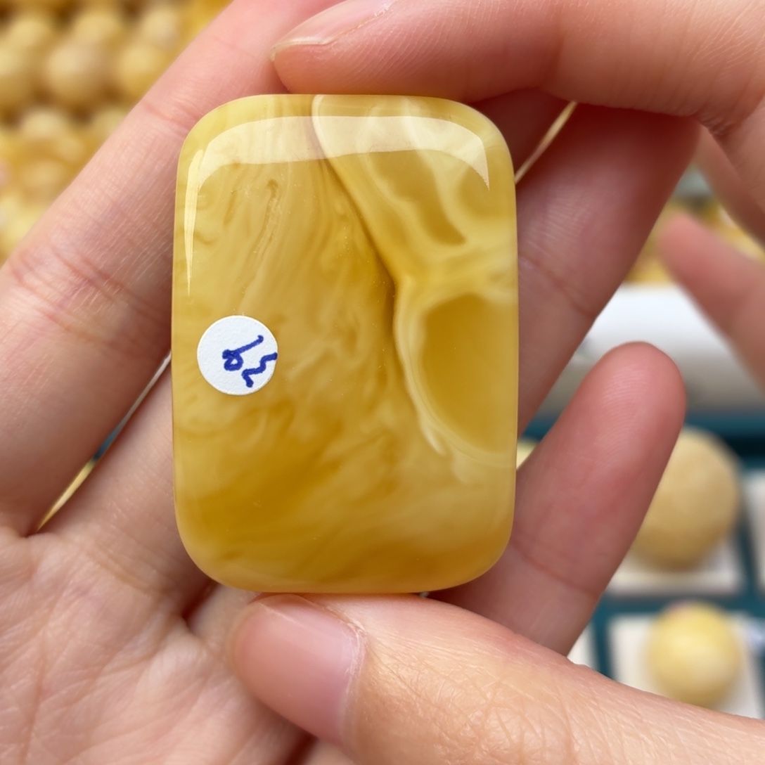 蜜蜡未镶嵌裸石蜜蜡