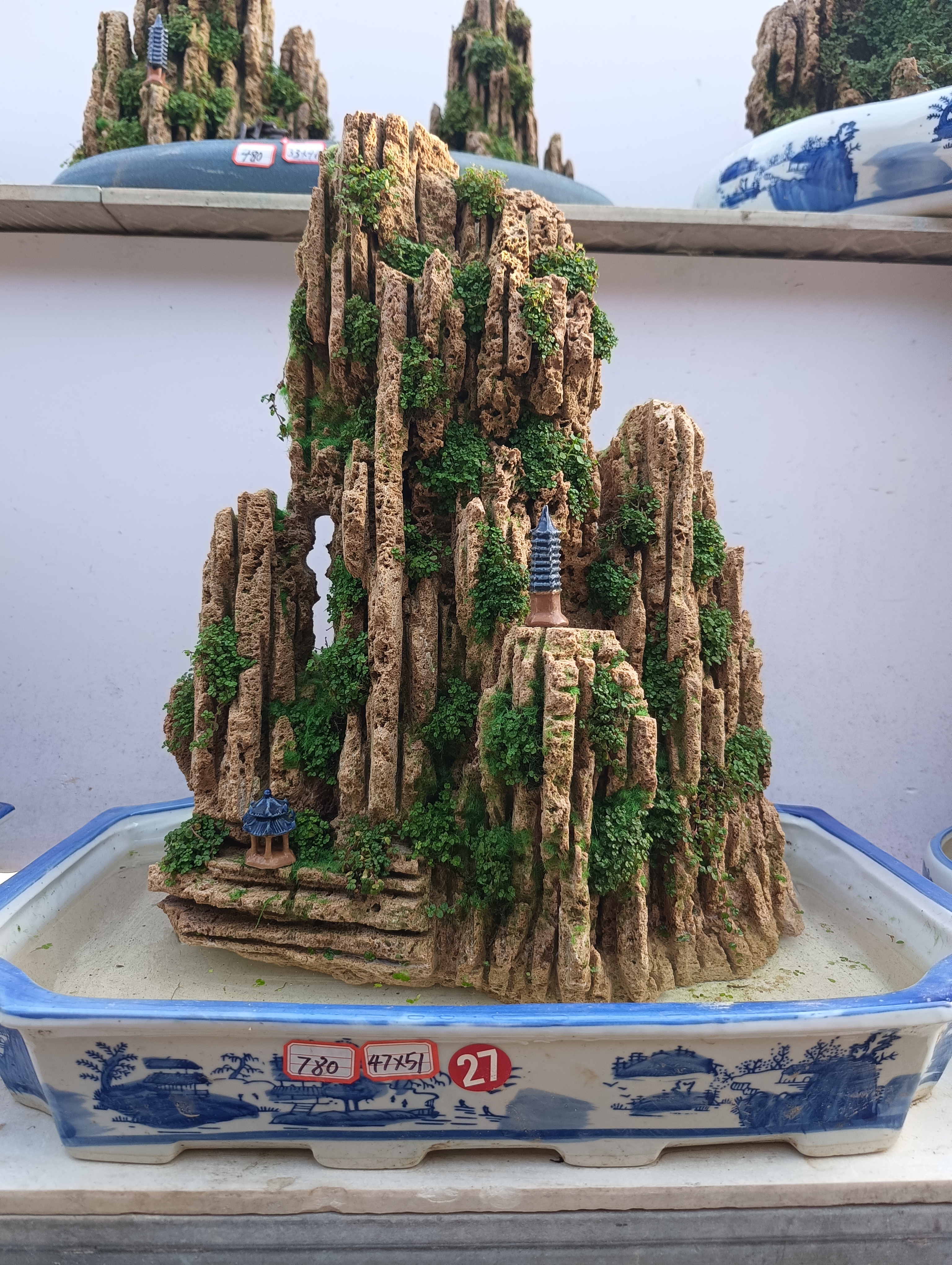 高47，长51，吸水石绿植盆景