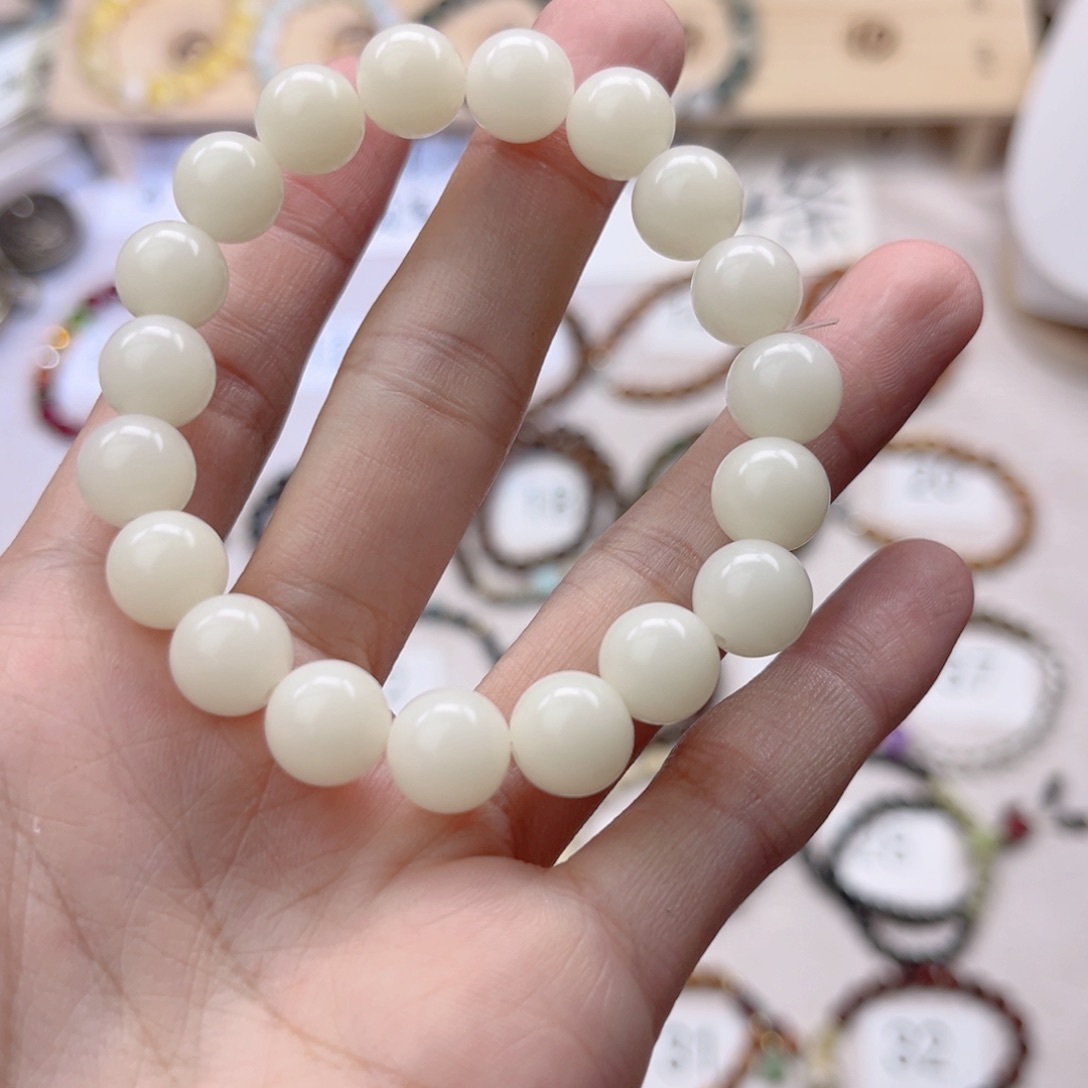 白玉菩提吊坠白玉菩提单圈