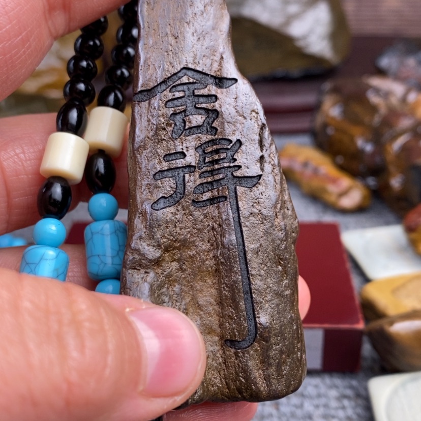 【闪购商品】原石雕刻手把件