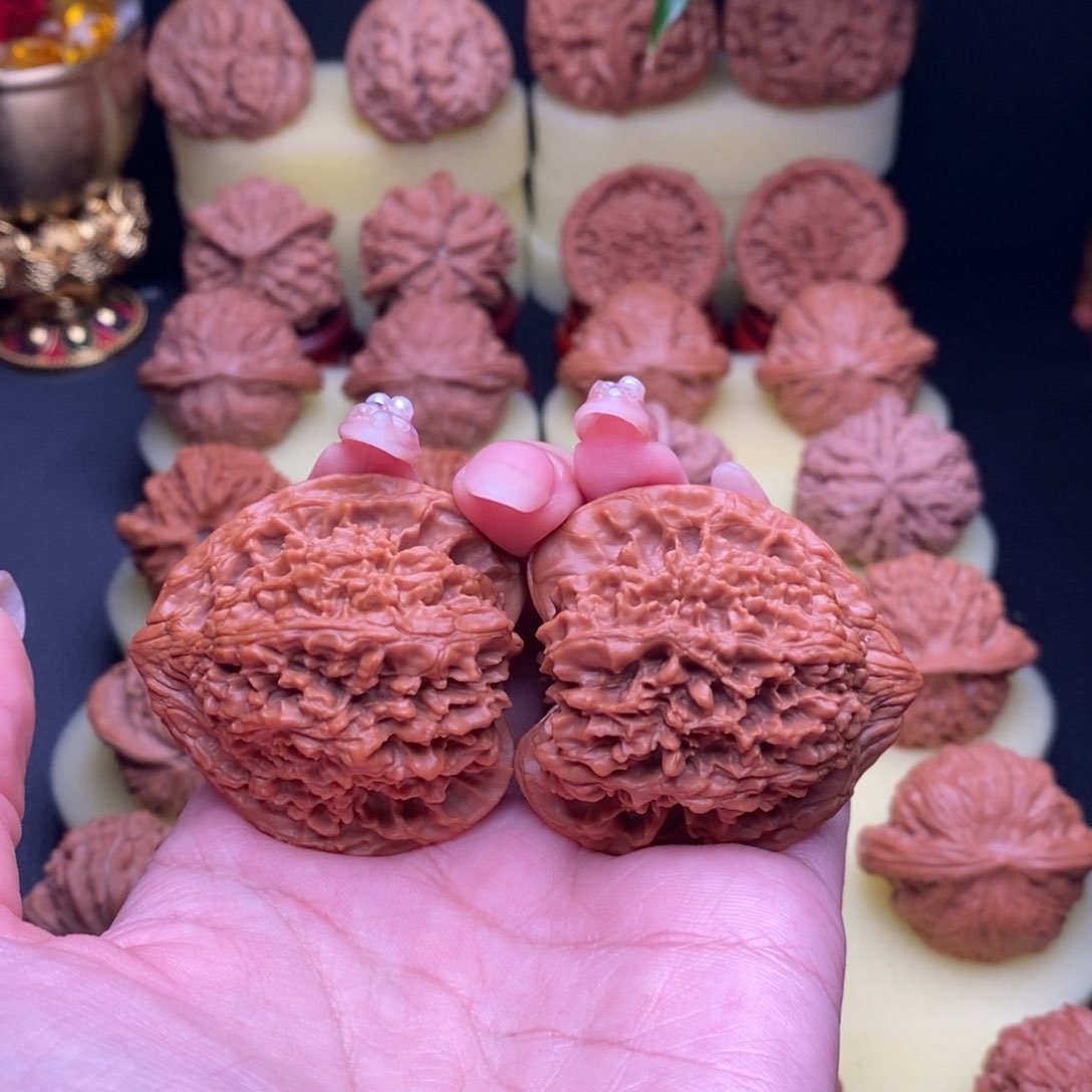 把件文玩核桃黑**毅满天星42尺全品