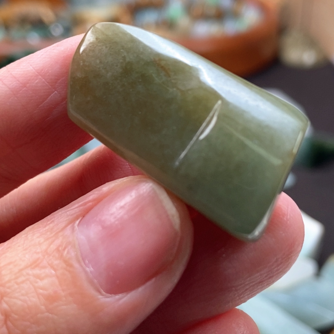 颈饰未镶嵌翡翠翡翠料子