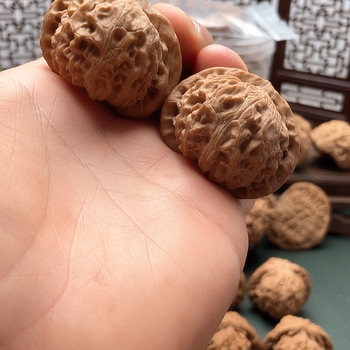 文玩核桃吊坠宫灯