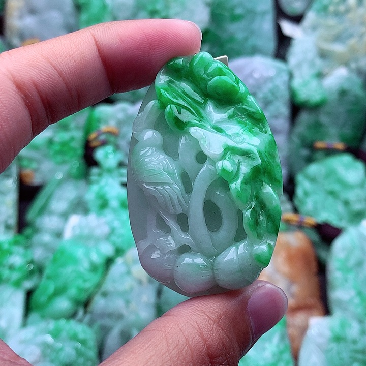 翡翠吊坠(不含链)未镶嵌