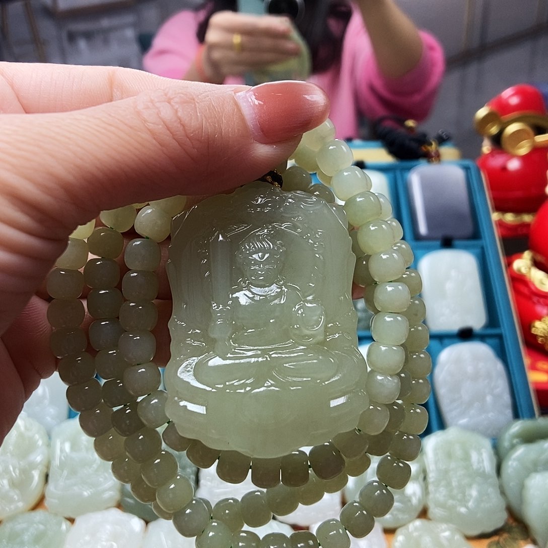 和田玉颈饰未镶嵌A****i