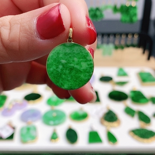 翡翠耳饰18K金镶嵌挂件