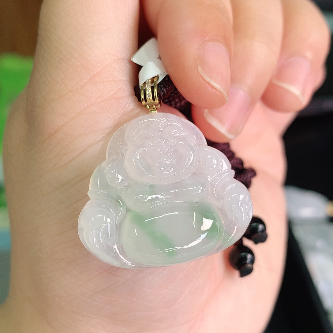 翡翠颈饰18K金镶嵌冰胶飘绿佛公