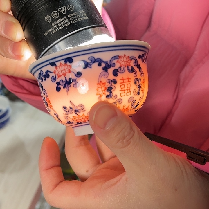 瓷片/////景德镇陶瓷杯子。红。