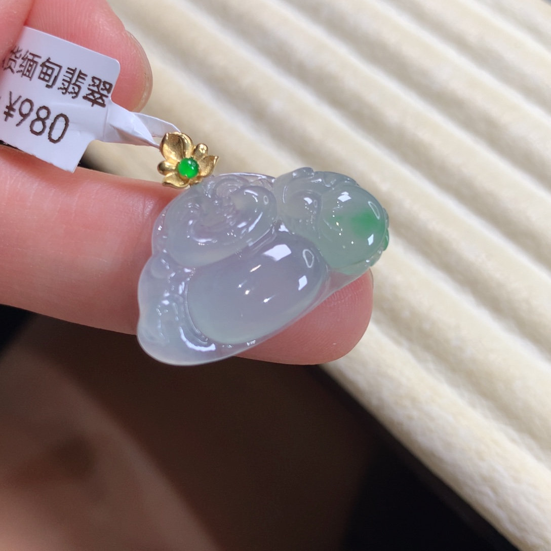 颈饰未镶嵌翡翠佛公