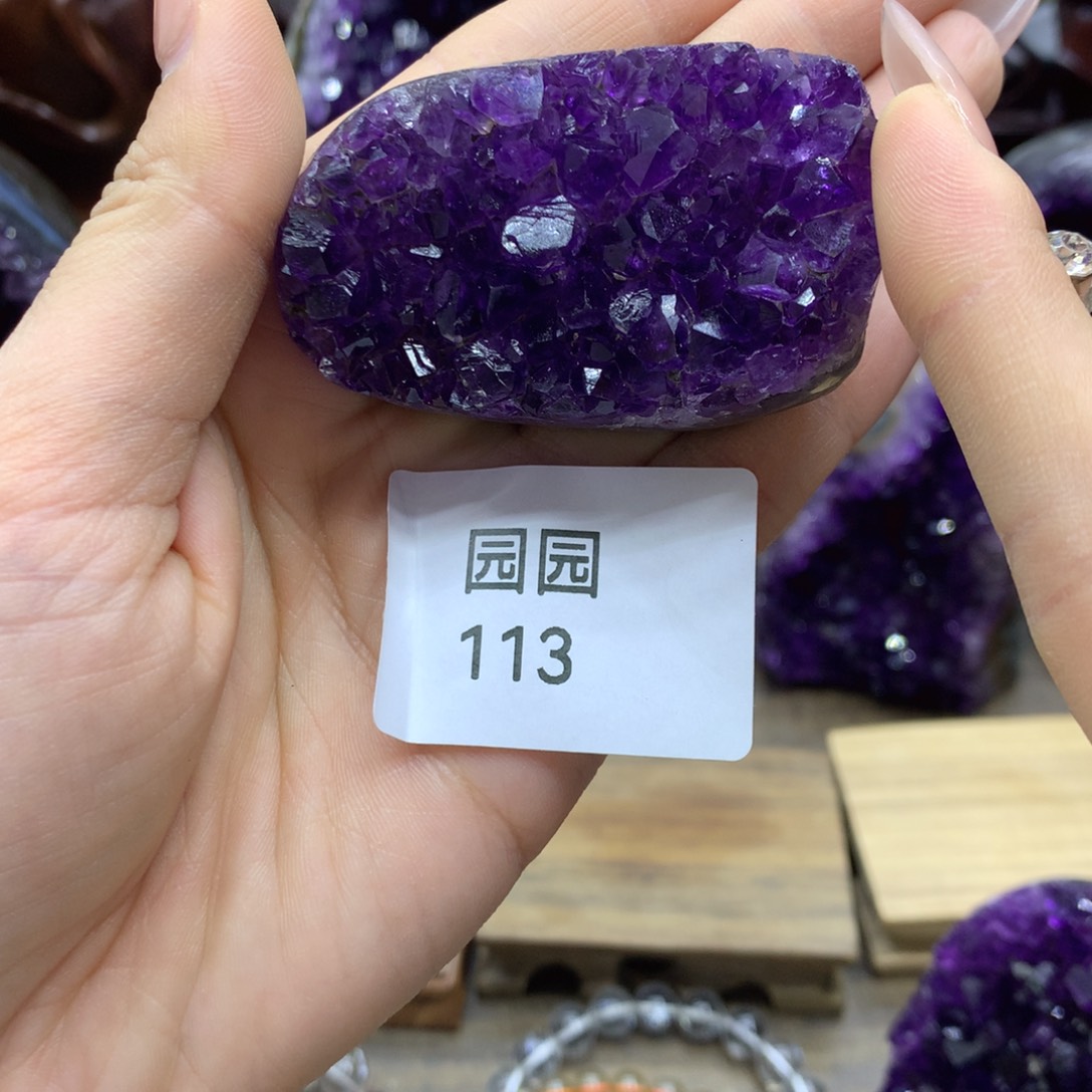 紫晶大型摆件（非配饰）未镶嵌