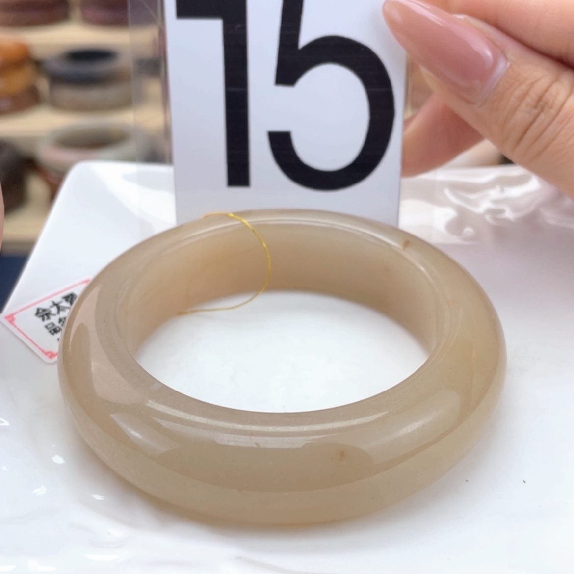 【闪购商品】石英质玉手镯未镶嵌
