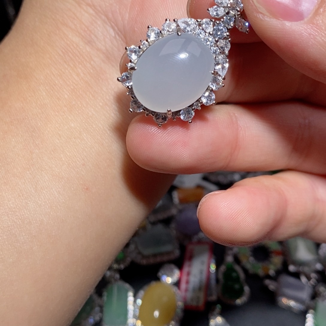 翡翠颈饰银S925镶嵌n n k l