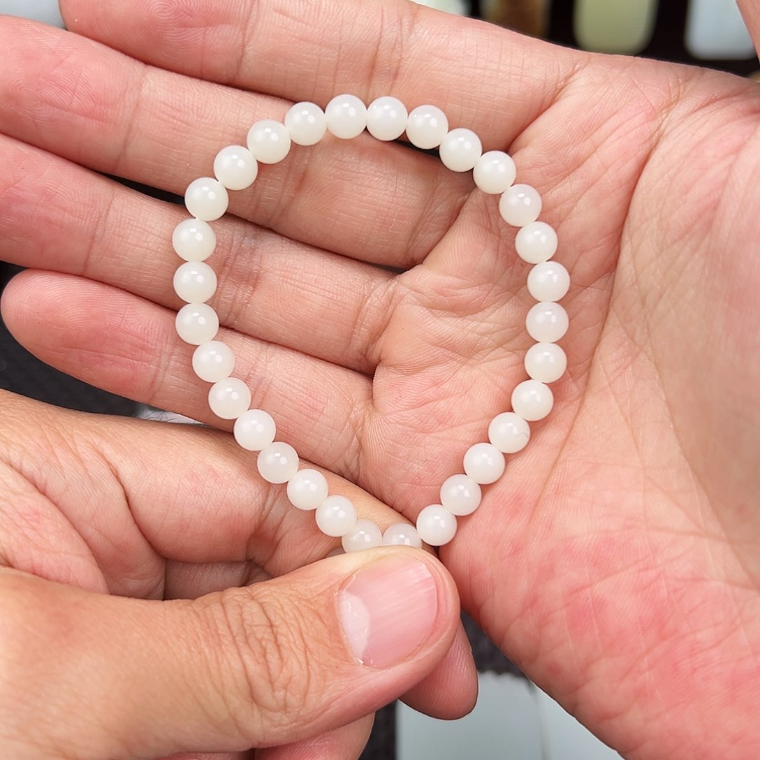 和田玉颈饰未镶嵌桃*