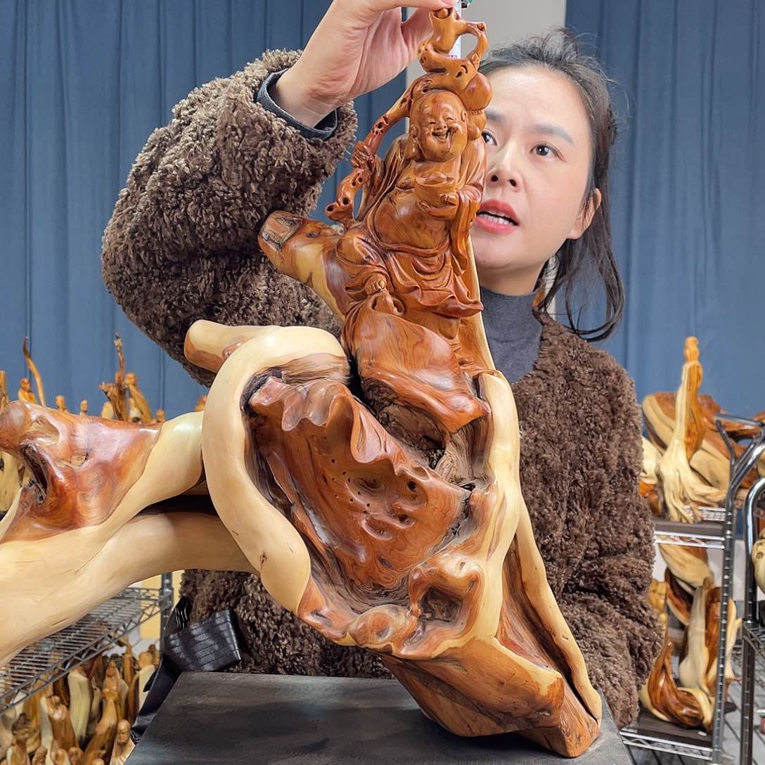 柏木（崖柏）随型艺术根雕