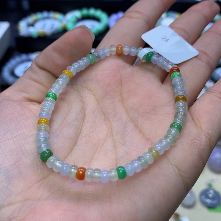 翡翠手链未镶嵌翡翠