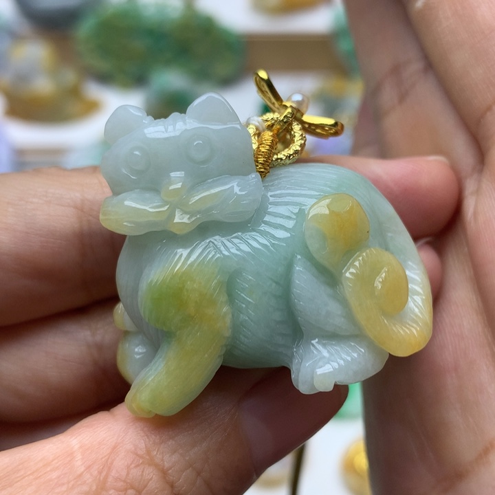 颈饰未镶嵌翡翠翡翠