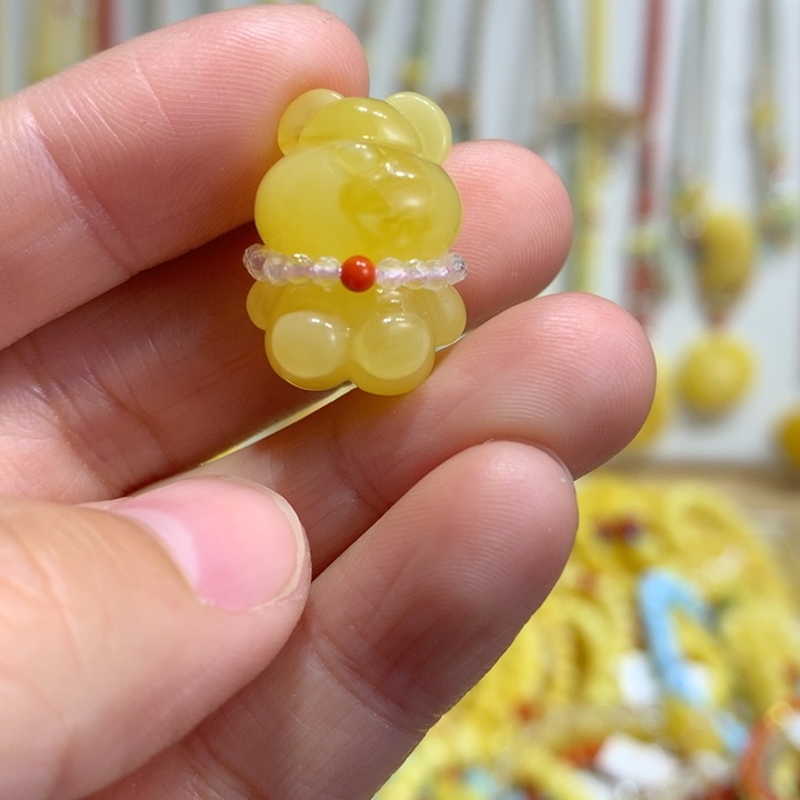 蜜蜡未镶嵌裸石配饰