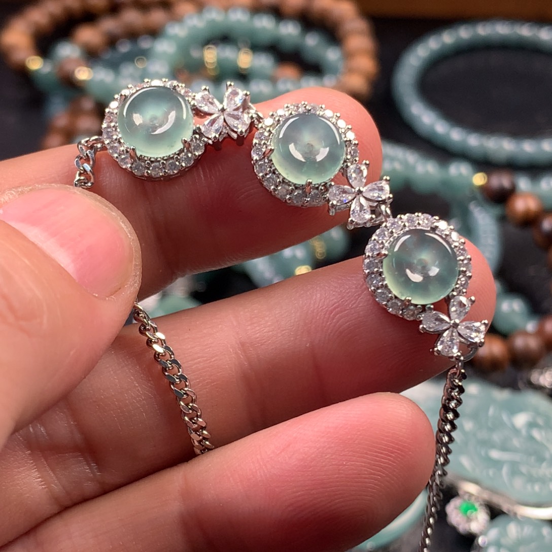 翡翠未镶嵌颈饰平安扣手链