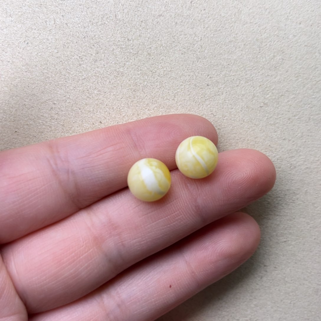 蜜蜡18K金镶嵌耳饰10圆珠瓷漆白耳钉