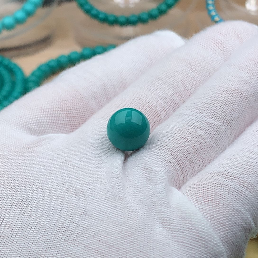 绿松石颈饰未镶嵌