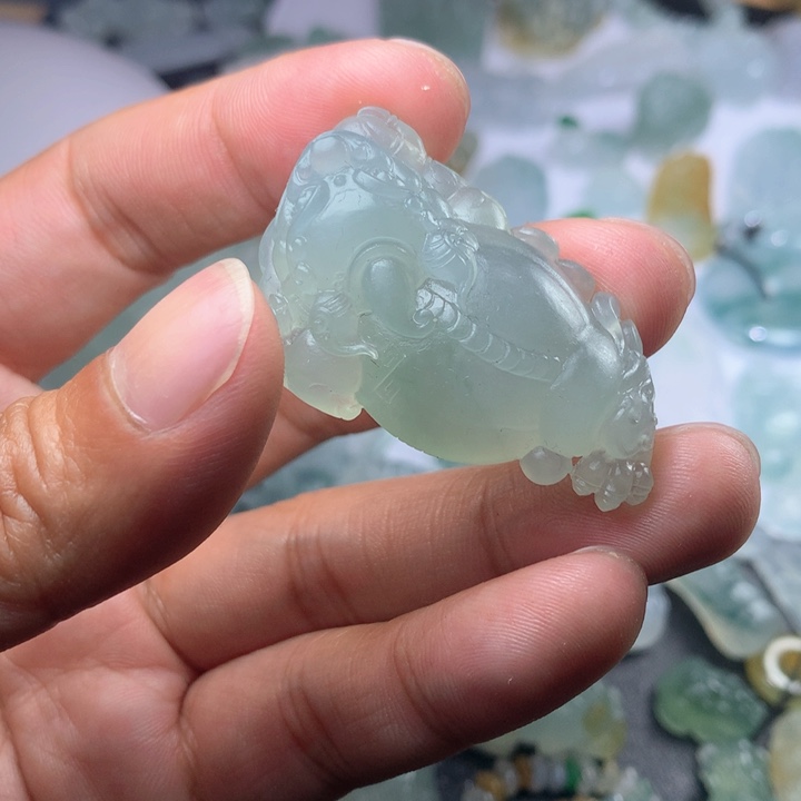 定制翡翠未镶嵌别****酪