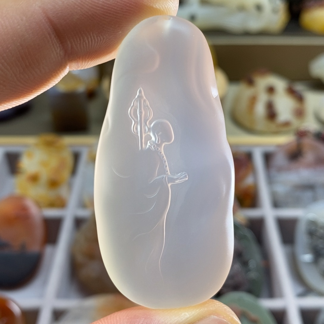 玛瑙/玉髓颈饰未镶嵌