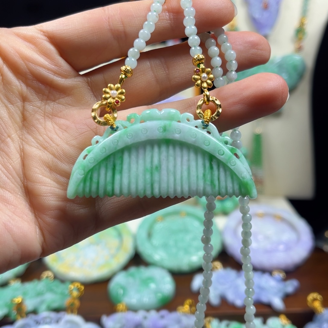 翡翠未镶嵌颈饰天然翡翠