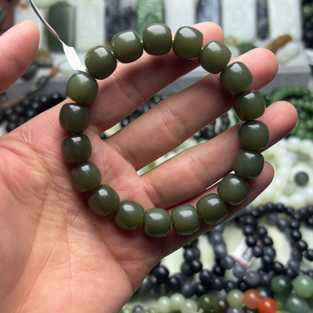 和田玉未镶嵌手链