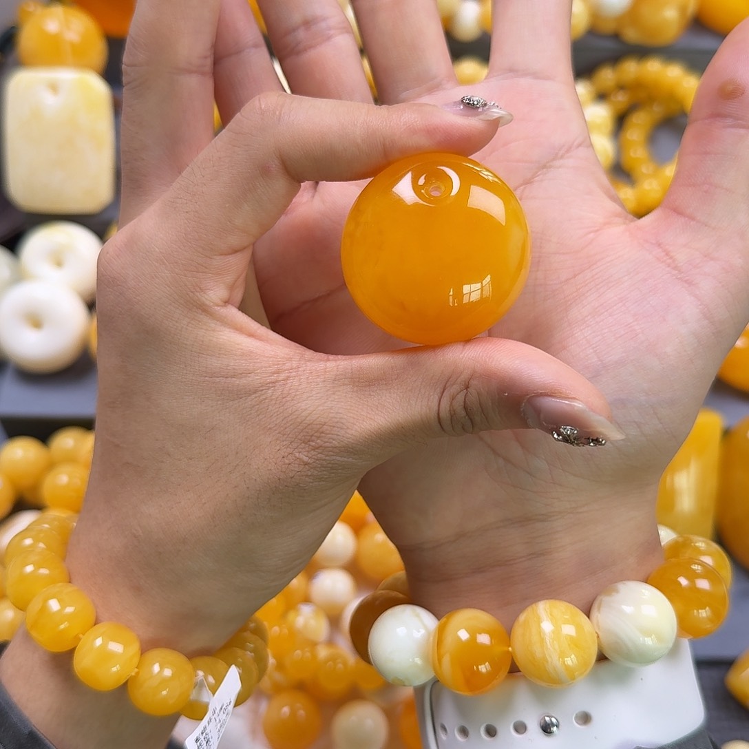 琥珀珠宝奇石未镶嵌公主扣