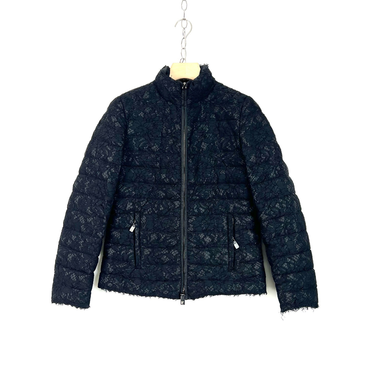 95新 Valentino/华伦天奴 40码/黑色蕾丝花卉羽绒服/如图/08572