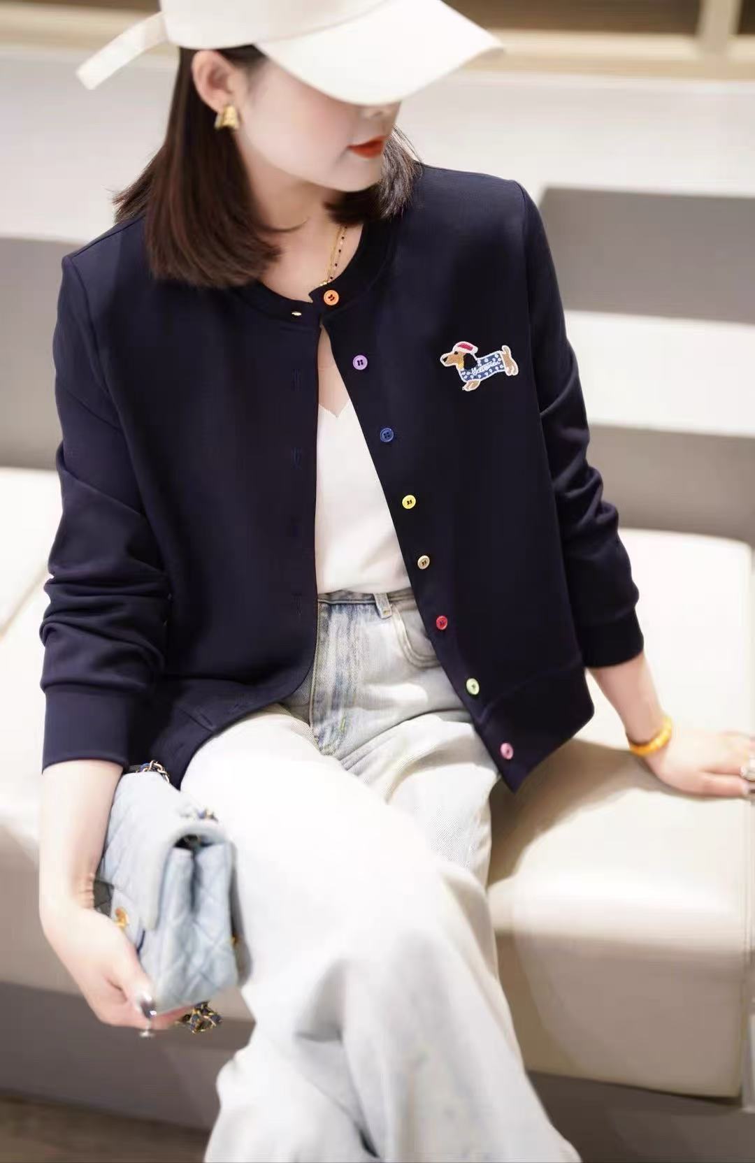 2025秋季时尚大码女士百搭显瘦外套上衣开衫棒球服