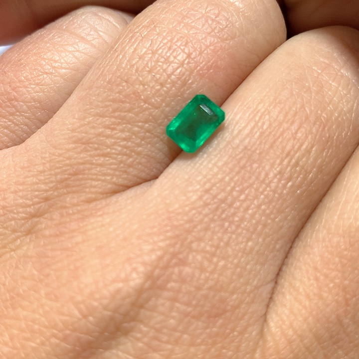 裸石祖母绿s****g天然祖母绿1.1克拉