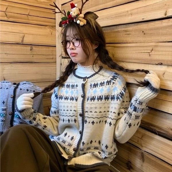 每天都有新毛衣穿