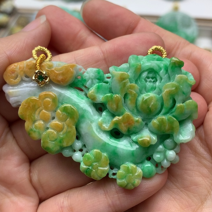 颈饰未镶嵌翡翠翡翠