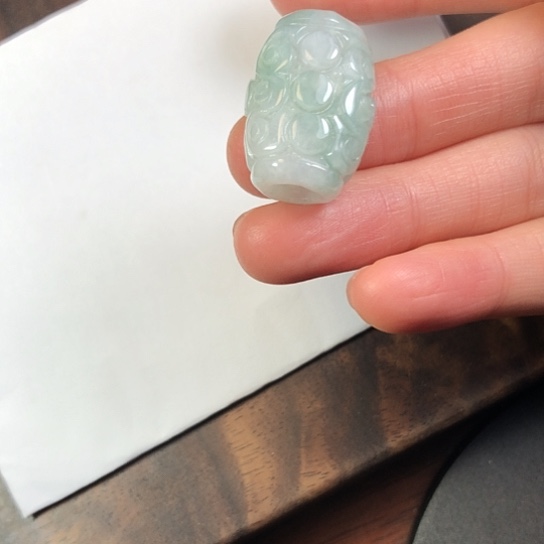 翡翠未镶嵌颈饰缅甸A货，每天下午1点半开播