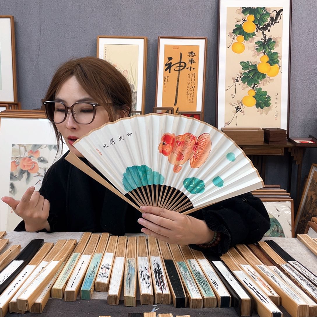 国画8寸玉竹-纯手绘-文玩扇骨（默认粘好）