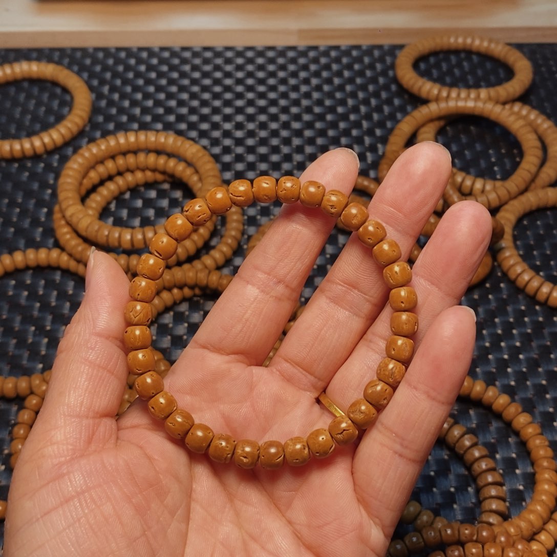 桃核手串Z*F6.7尺寸单圈