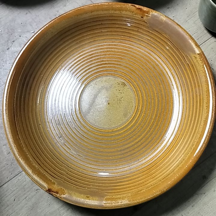 盘瓷片陶瓷杯盘壶碗都有