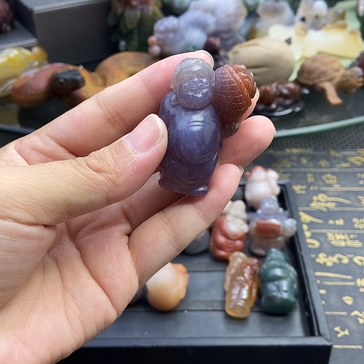未镶嵌其他石英质玉