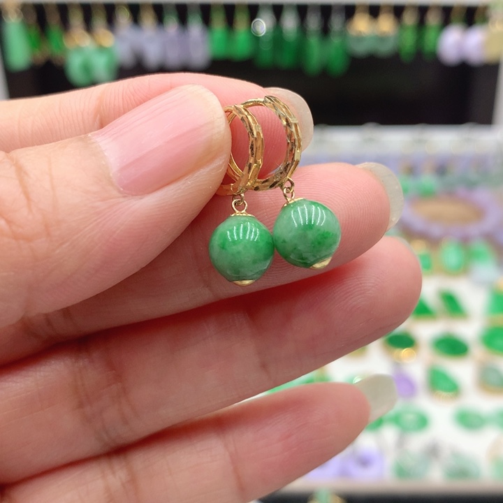 翡翠18K金镶嵌耳饰