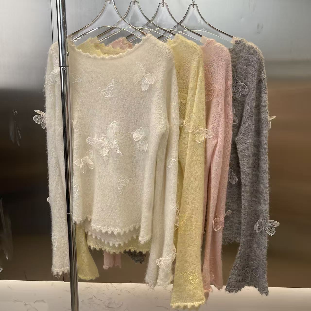 【BG原创轻奢】法式慵懒风立体蝴蝶刺绣气质温柔软糯针织上衣