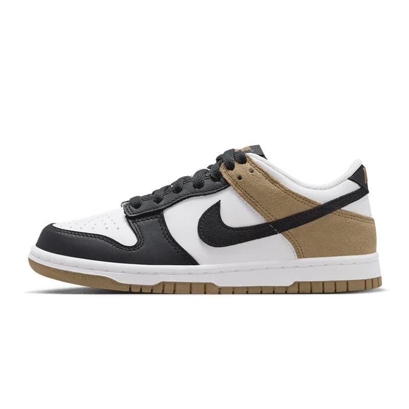 NIKE/耐克女子DUNK LOW ESS+ (GS)休闲板鞋 IQ2755-104