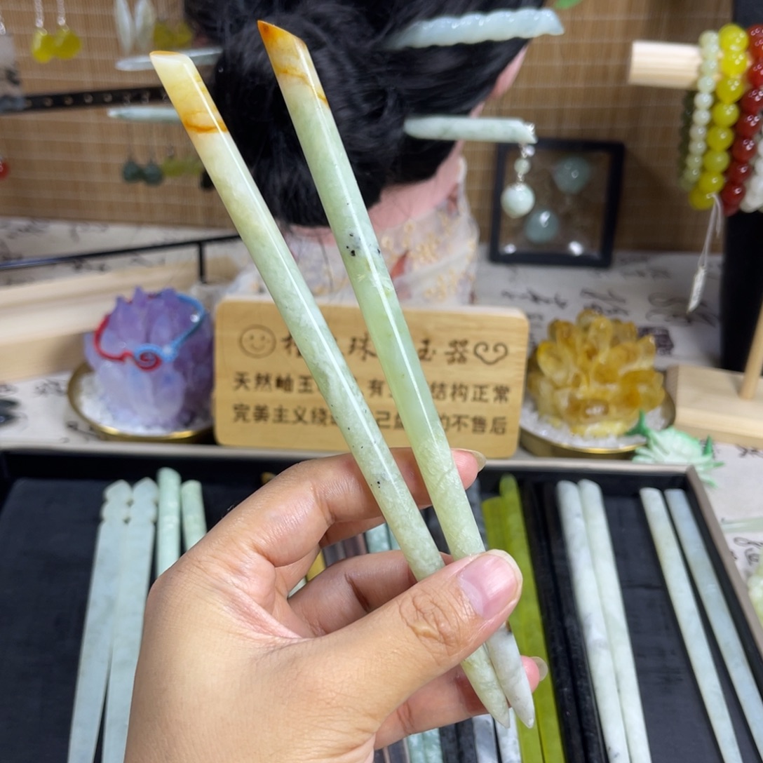 蛇纹石玉未镶嵌发饰