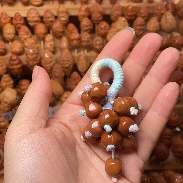 橄榄核吊坠微瑕六方不退不换猴头核桃